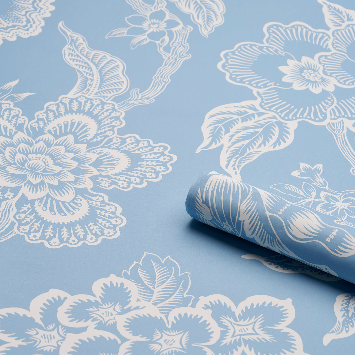 Purchase 5015321 | Hothouse Flowers Silhouette, Bliss Blue - Schumacher Wallpaper