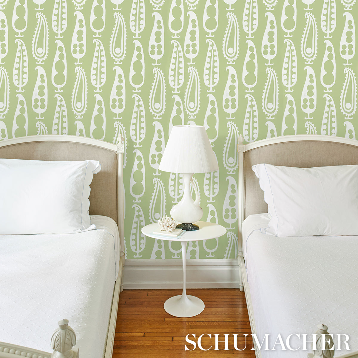 Purchase 5015381 | Paisley Peas, Green - Schumacher Wallpaper