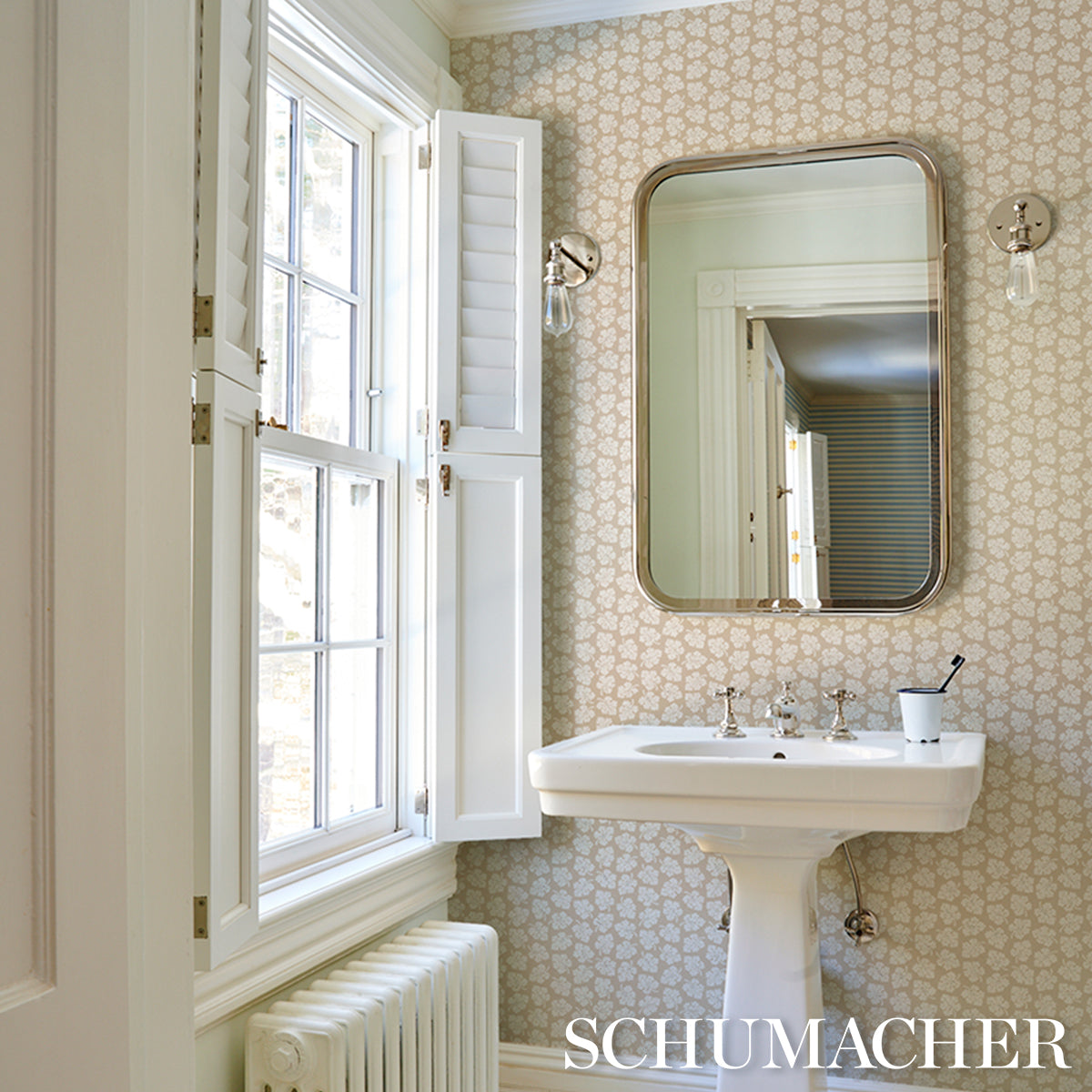 Purchase 5015921 | Olive, Neutral - Schumacher Wallpaper