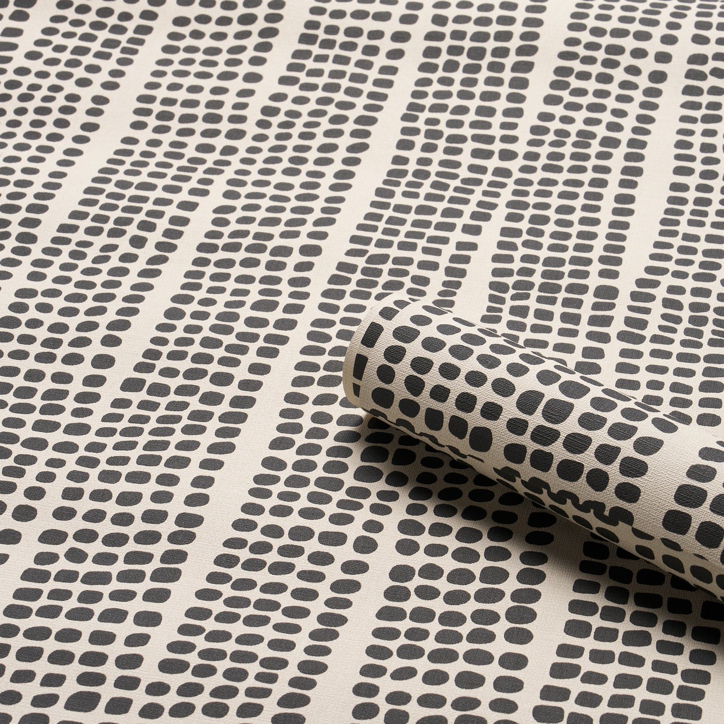 Purchase 5016110 | Noland Vinyl, Carbon - Schumacher Wallpaper