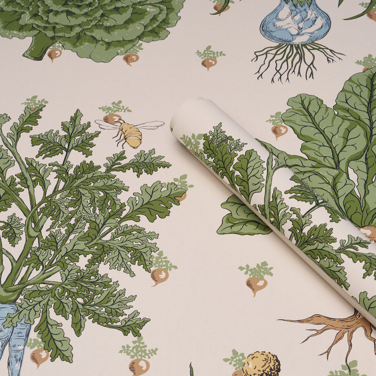 Purchase 5016781 | Green Grocer, Parchment - Schumacher Wallpaper