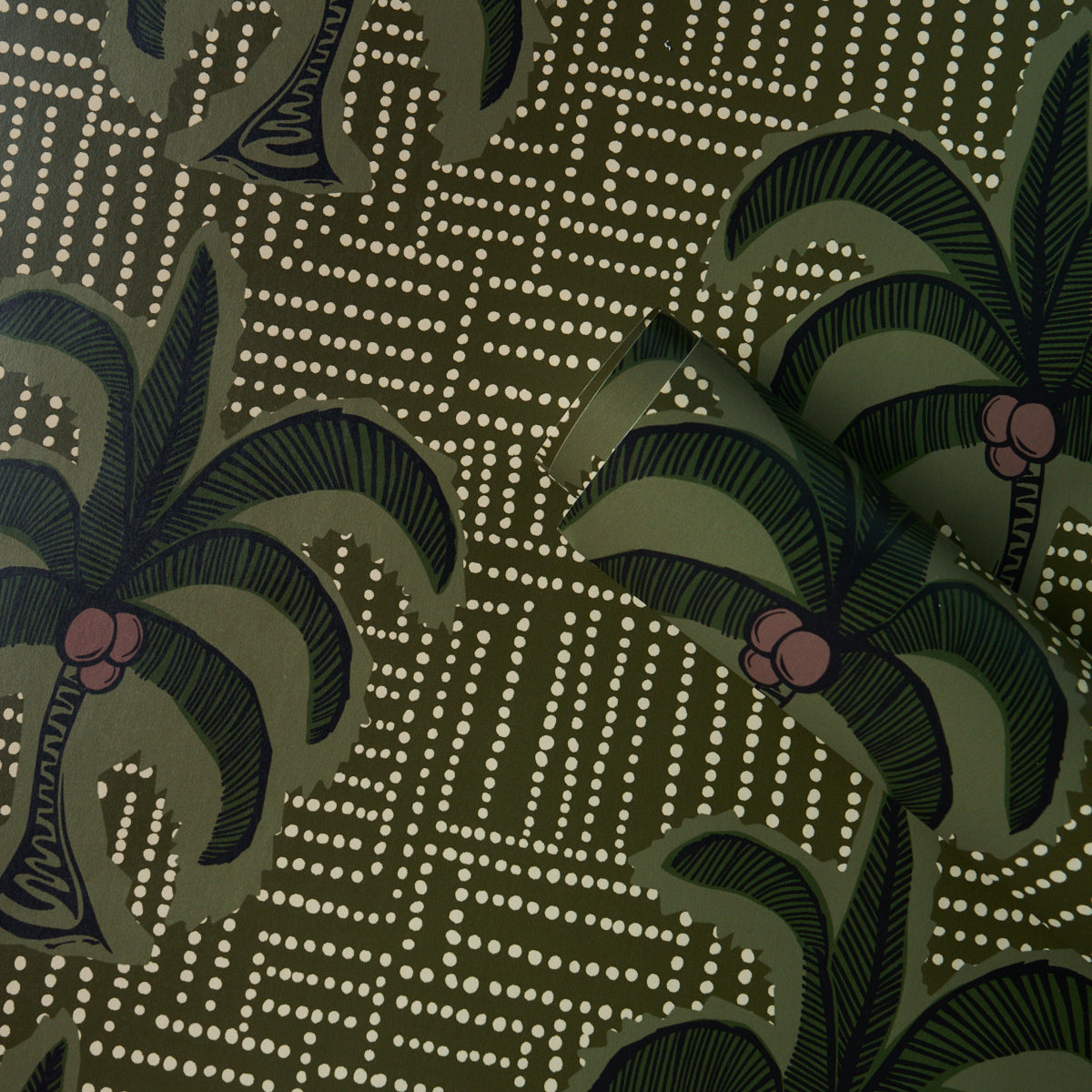 Purchase 5017240 | Agua De Coco, Palm Tree Green - Schumacher Wallpaper