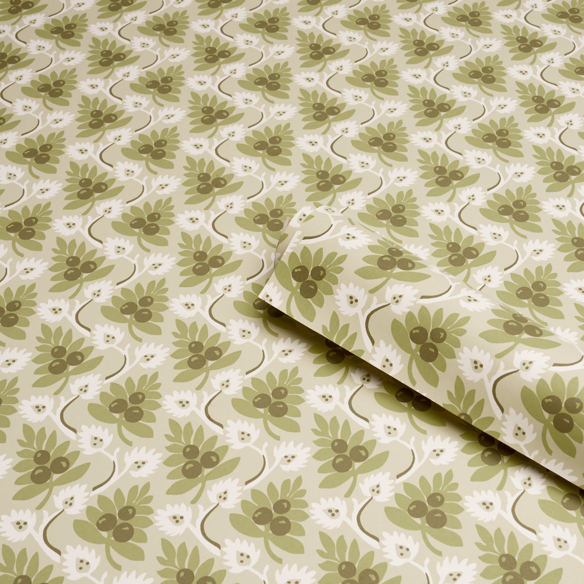 Purchase 5017341 | Custis Orchard, Leaf - Schumacher Wallpaper