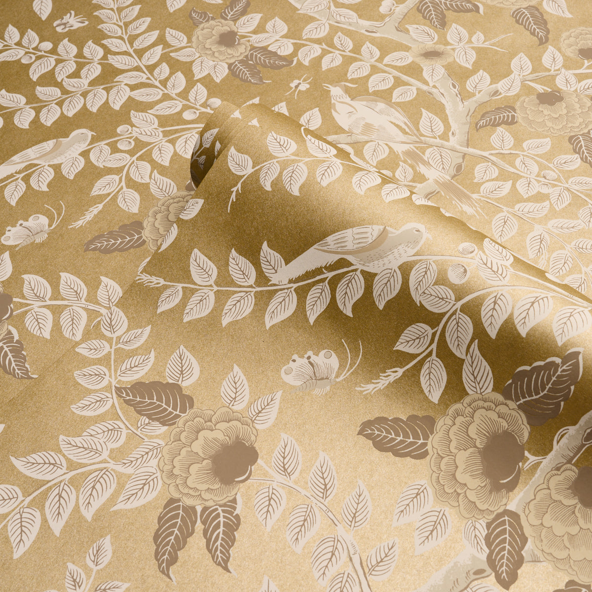 Purchase 5017540 | Tole Bird, Gold - Schumacher Wallpaper