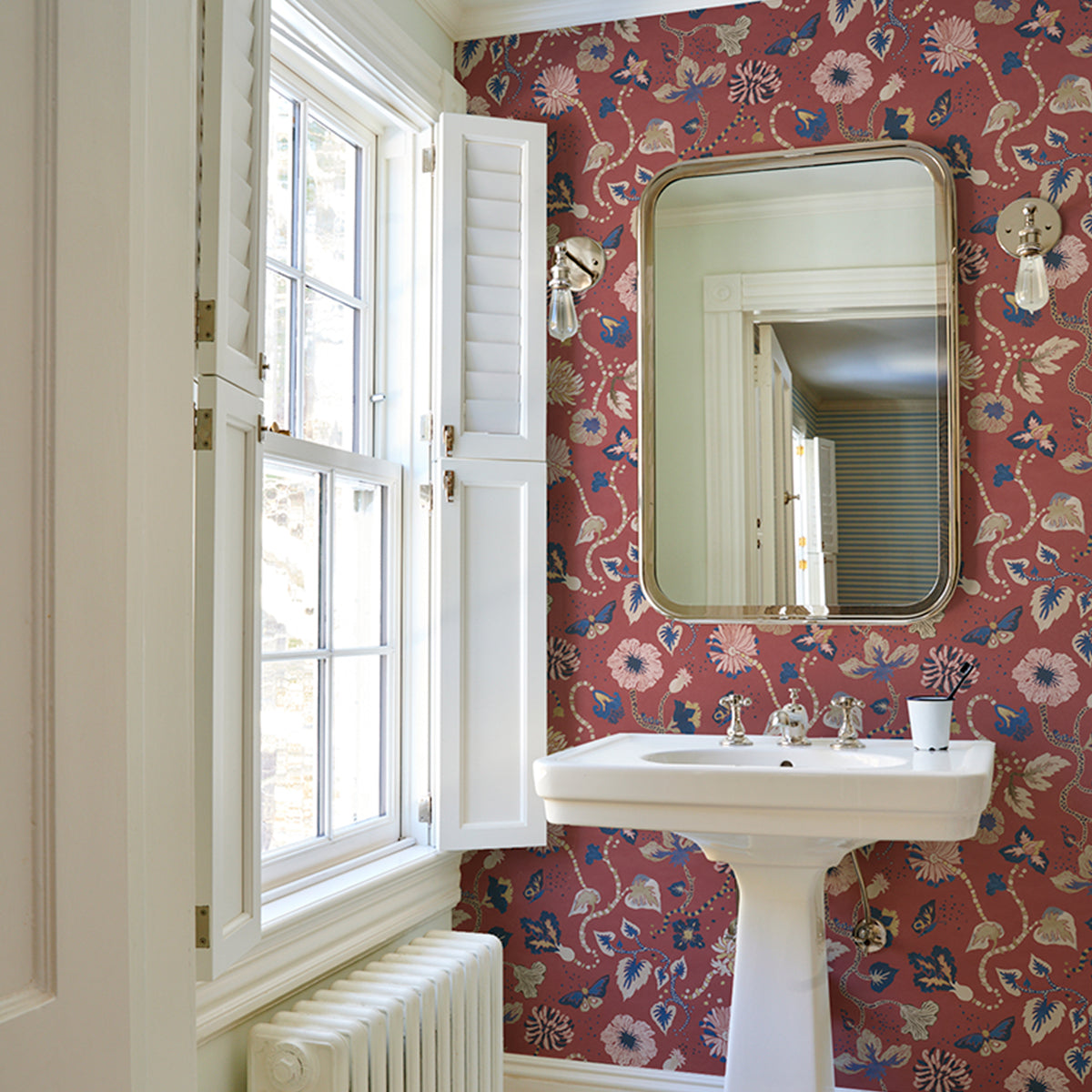 Purchase 5018062 | Gloriette, Red - Schumacher Wallpaper
