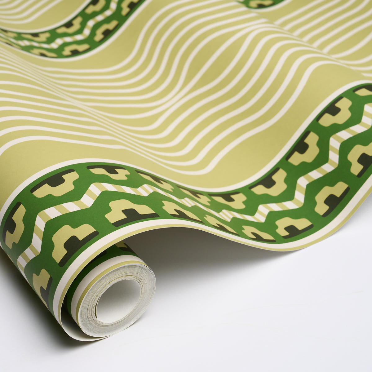 Purchase 5018301 | Crème Anglaise, Juniper Green - Schumacher Wallpaper
