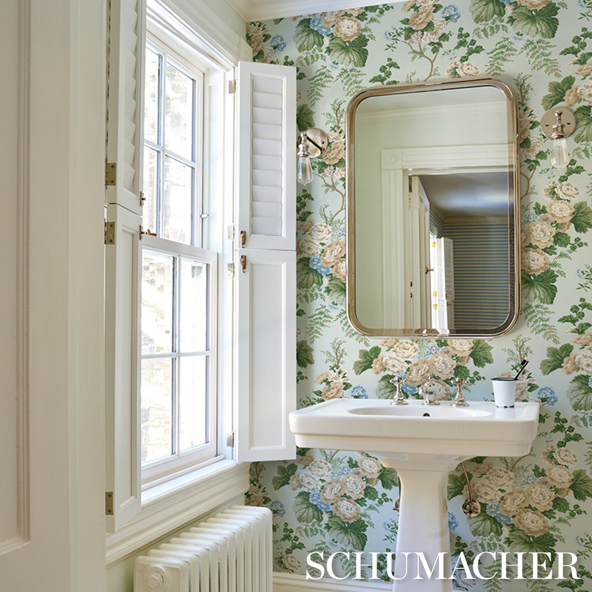 Purchase 5018341 | Wycombe Park, Sky - Schumacher Wallpaper