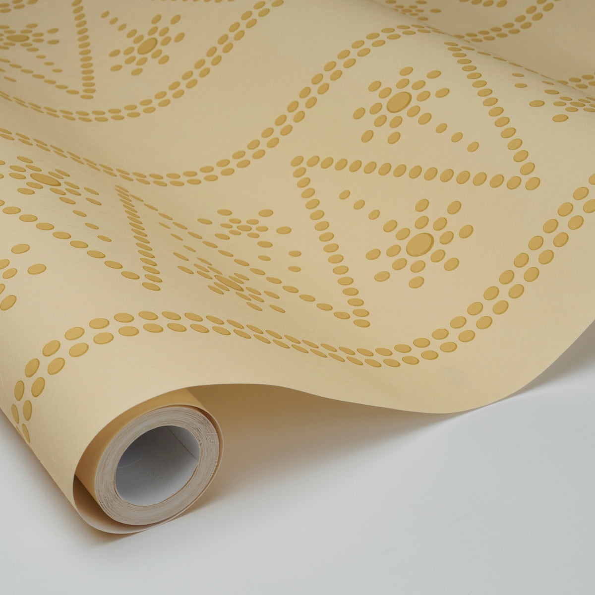 Purchase 5018371 | The Pearlies, Soft Gold - Schumacher Wallpaper