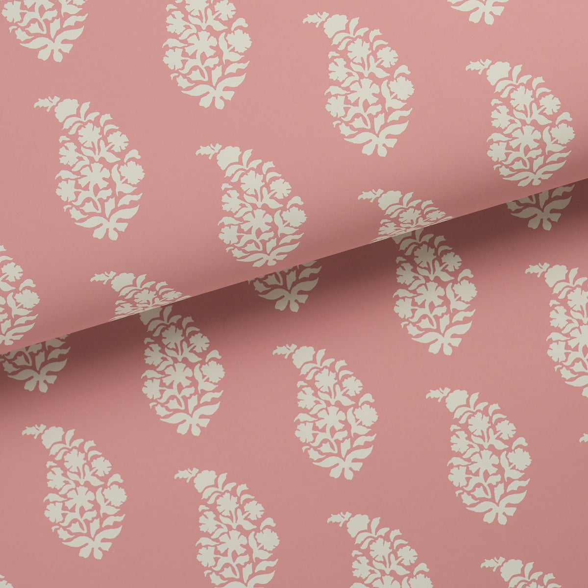 Purchase 5018490 | Kaia Paisley, Pink - Schumacher Wallpaper