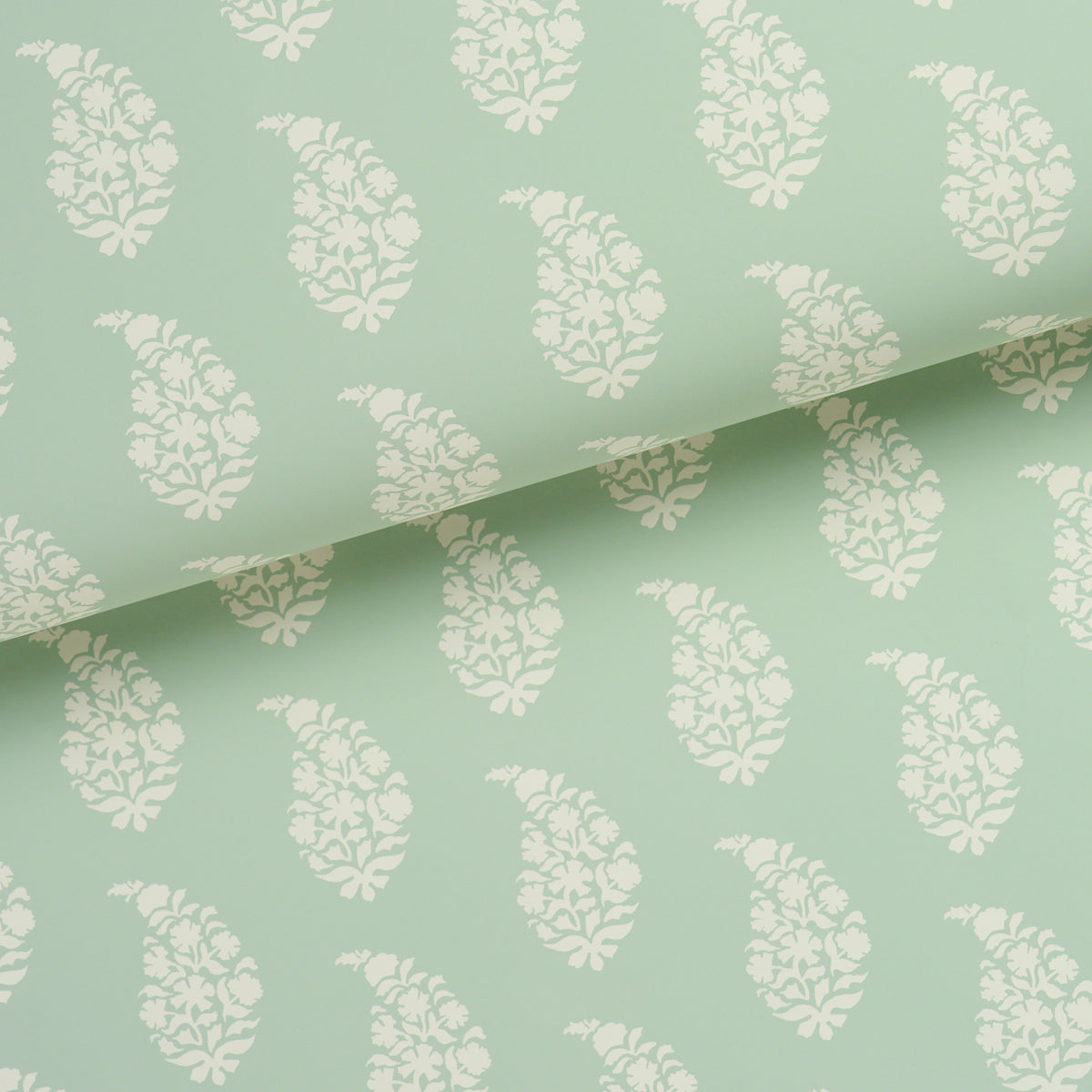 Purchase 5018491 | Kaia Paisley, Celadon - Schumacher Wallpaper