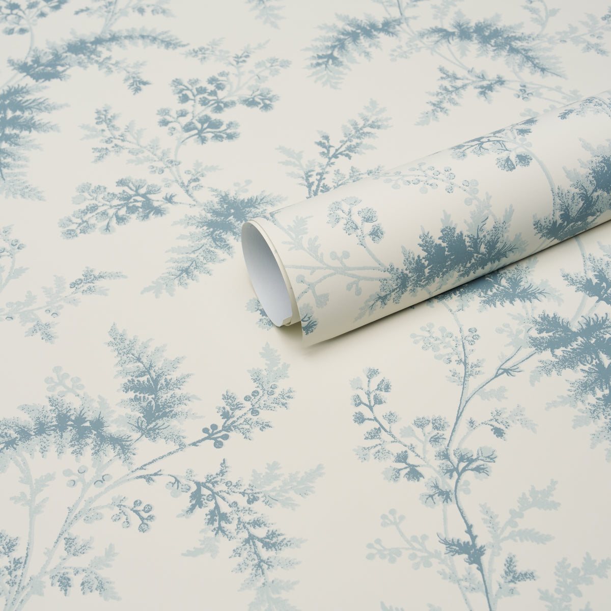 Purchase 5018622 | Maidenhair, Blue - Schumacher Wallpaper