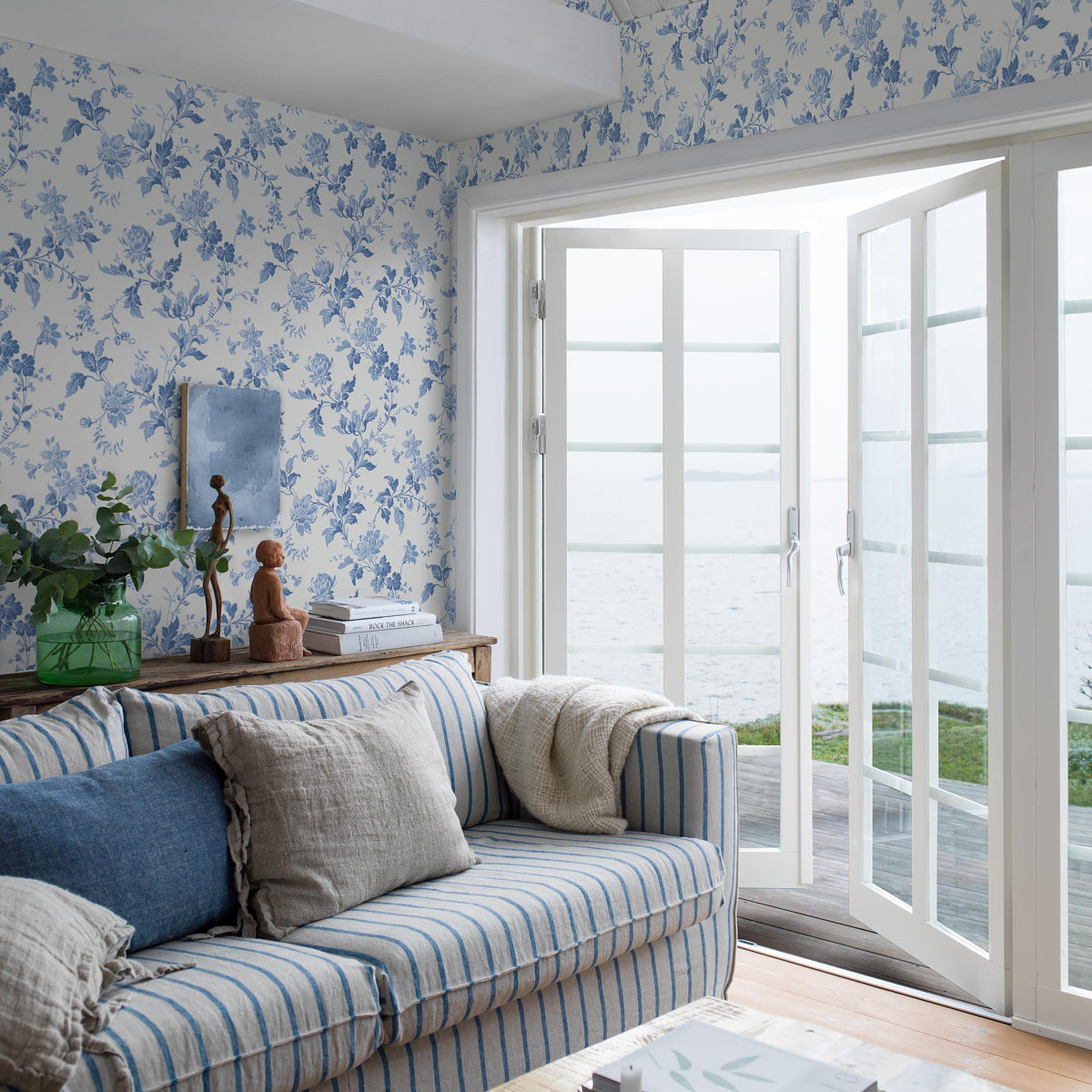 Purchase 6146 | Blomslinga, Blue And White - Borastapeter Wallpaper