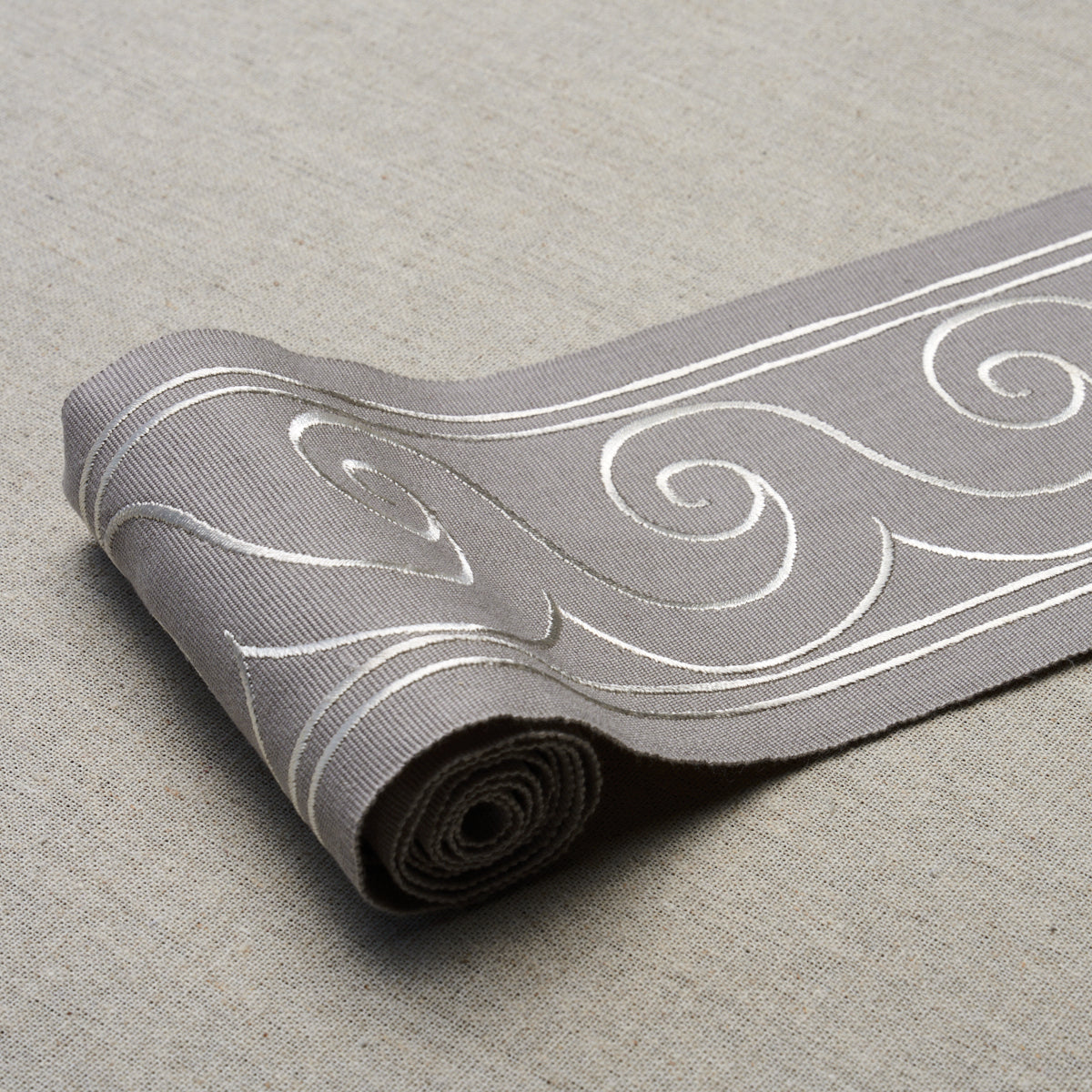 Purchase 70754 | Greek Waves Trim, White On Grey - Schumacher Trim