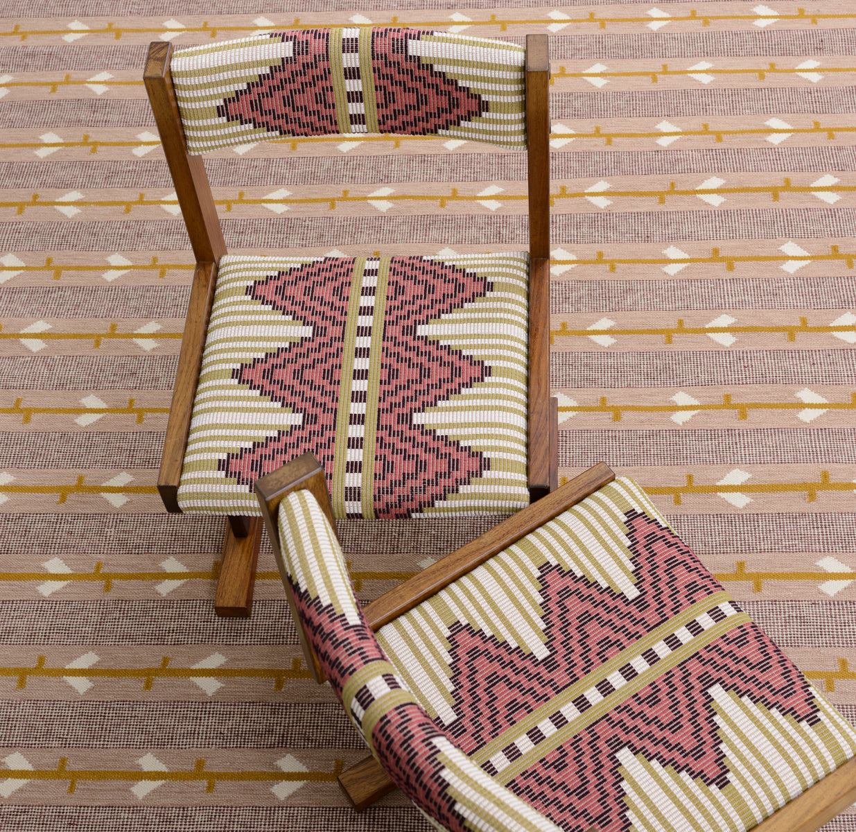 Purchase 79271 | Mixco Hand Woven Brocade, Dewberry - Schumacher Fabric