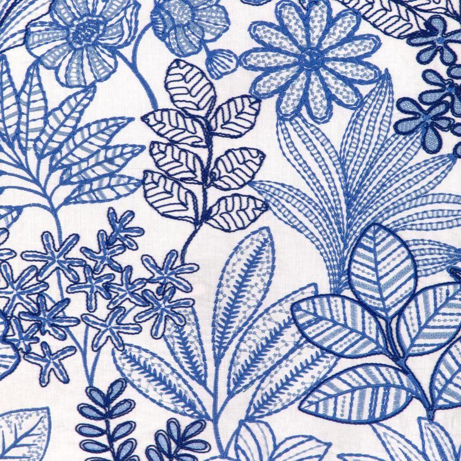 Sample - 8024131-550 | Woodruff Emb, Carlsten - Brunschwig & Fils Fabric Fabric - 8024131.550.0