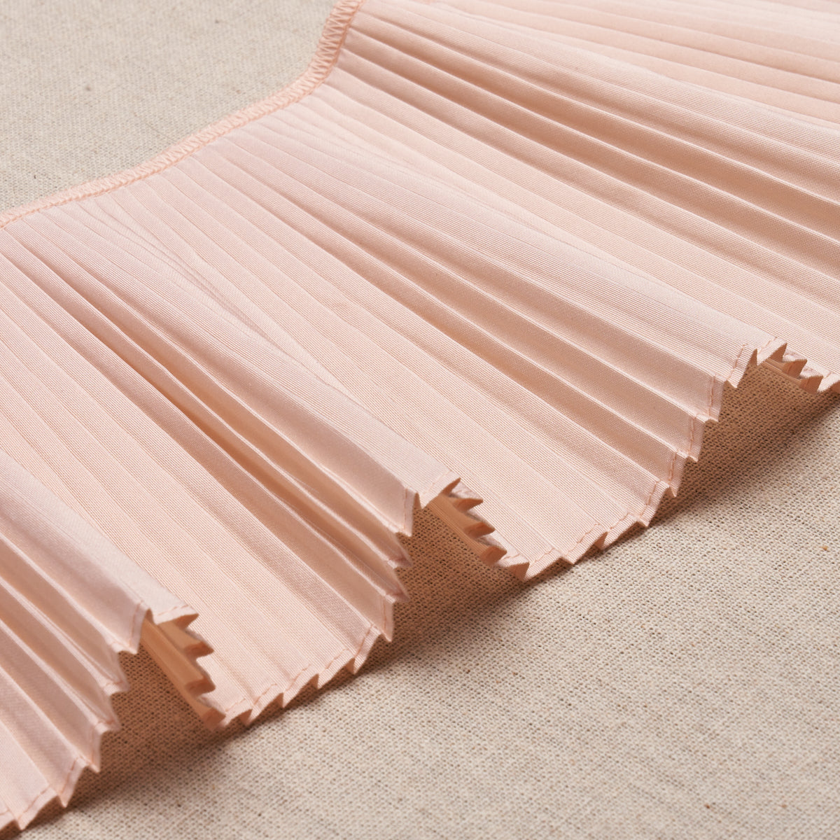 Purchase 81792 | Botticelli Silk Ruffle Trim, Shell - Schumacher Trim