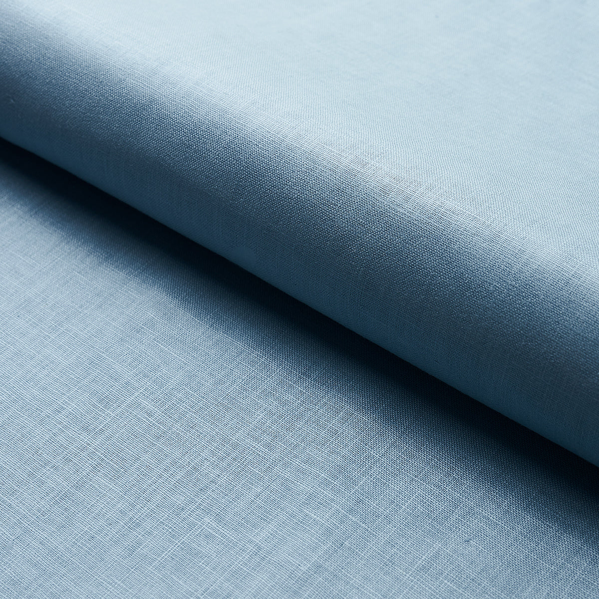 Purchase 82684 Lange Glazed Linen, Chambray by Schumacher Fabric