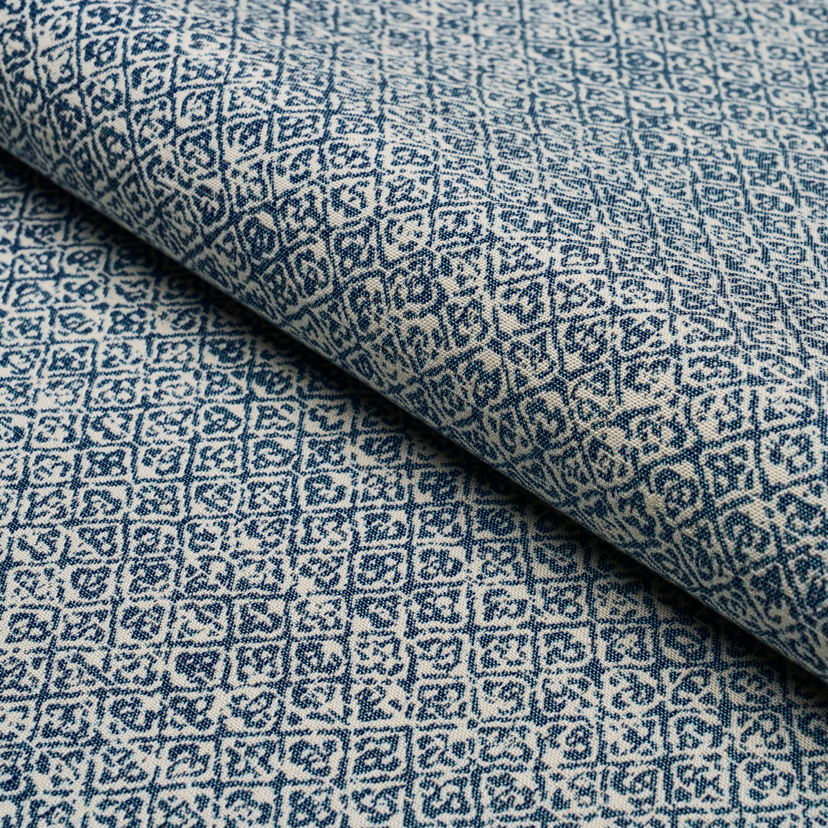 Purchase 84303 | Sarong Weave Indoor/Outdoor, Indigo - Schumacher Fabric