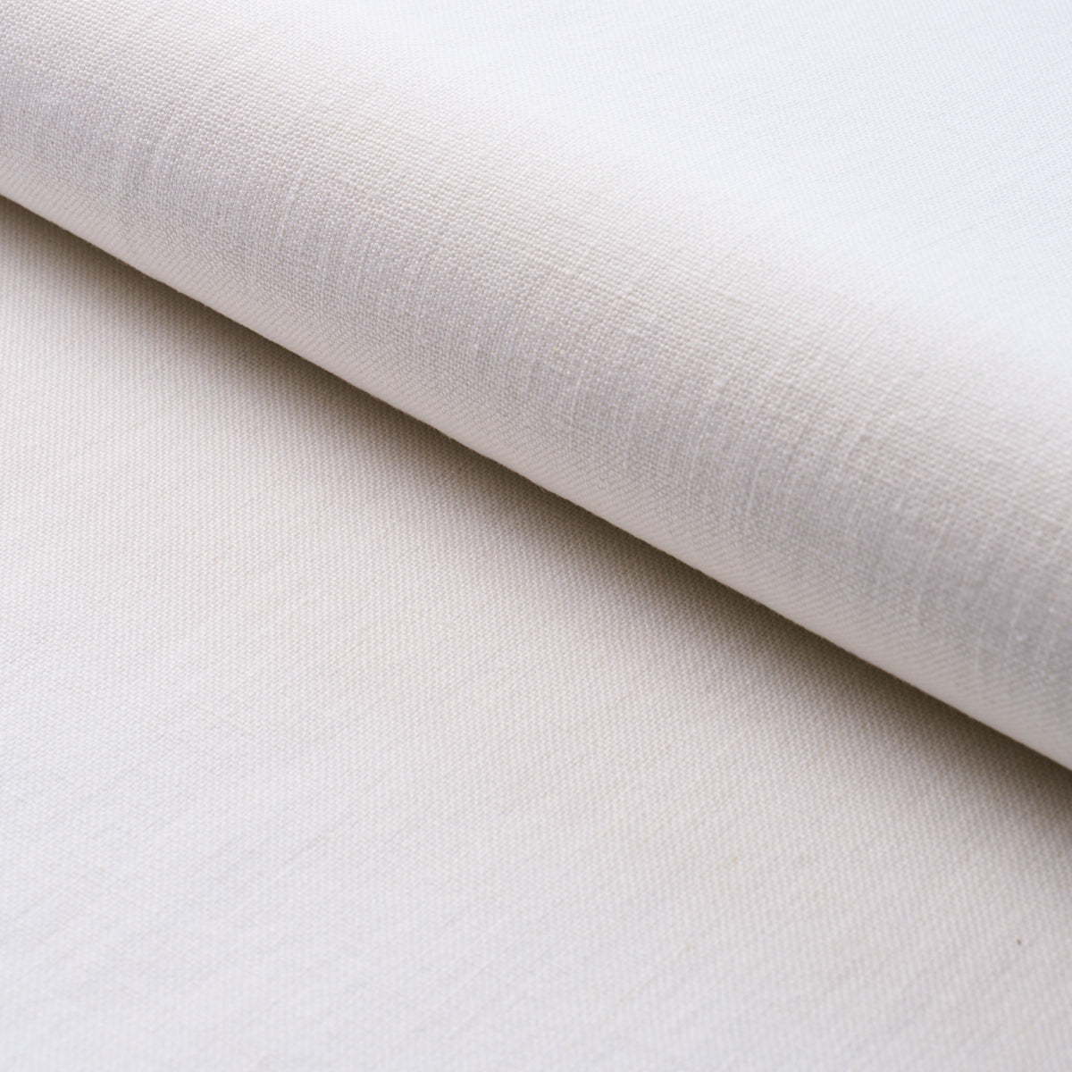 Purchase 84951 | Kai Linen, White - Schumacher Fabric
