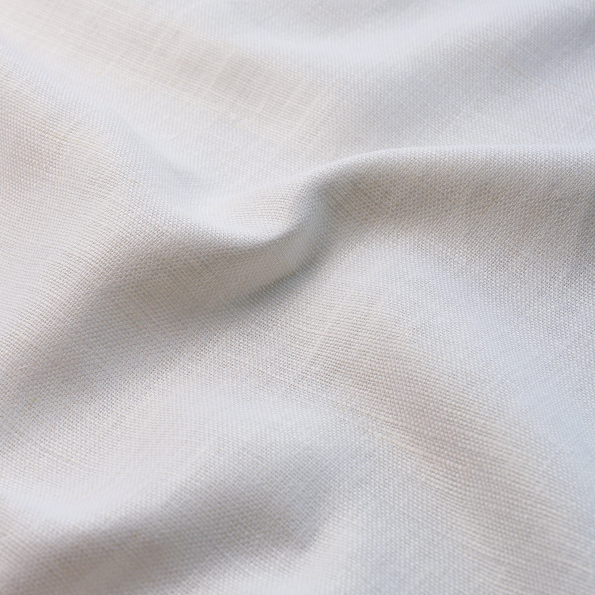 Purchase 84960 | Leo Glazed Linen, Ivory - Schumacher Fabric
