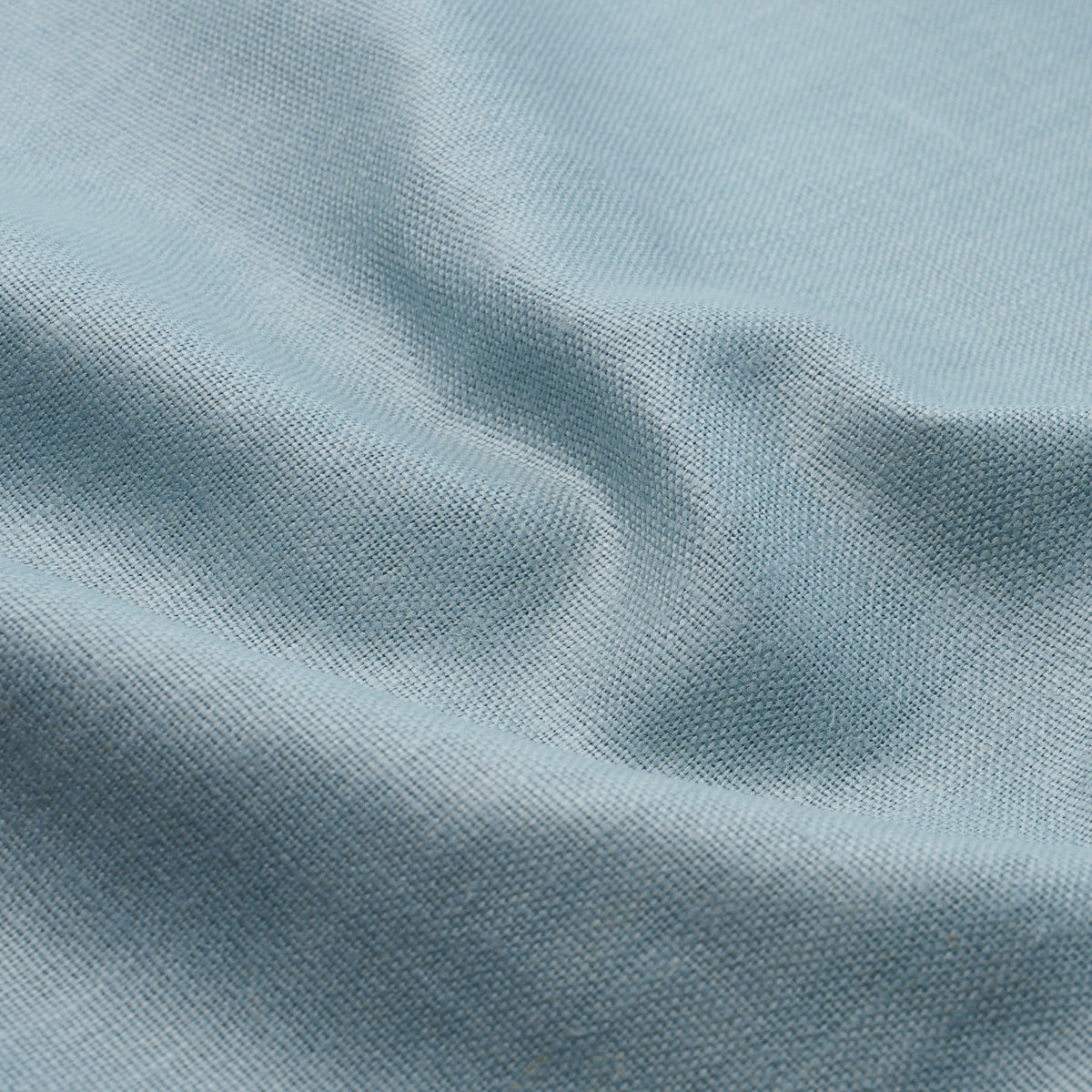 Purchase 84962 | Leo Glazed Linen, Sky - Schumacher Fabric