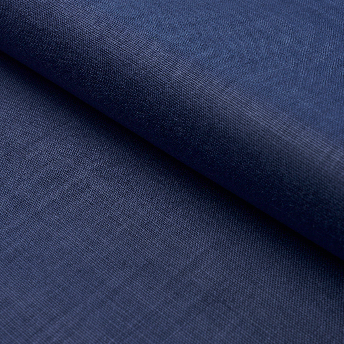 Purchase 84964 | Leo Glazed Linen, Navy - Schumacher Fabric