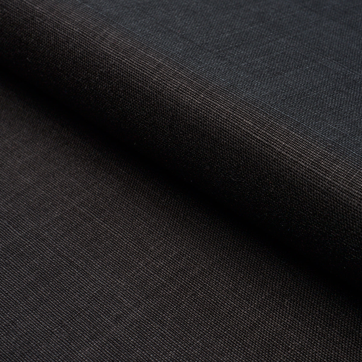 Purchase 84969 | Leo Glazed Linen, Black - Schumacher Fabric