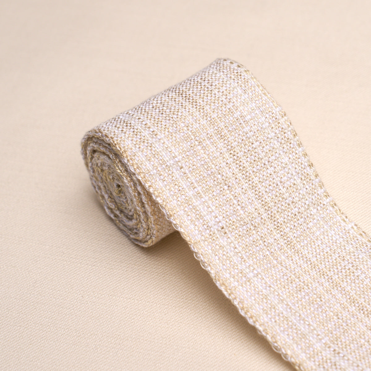 Purchase 86191 | Tweed Tape Medium, Ivory - Schumacher Trim