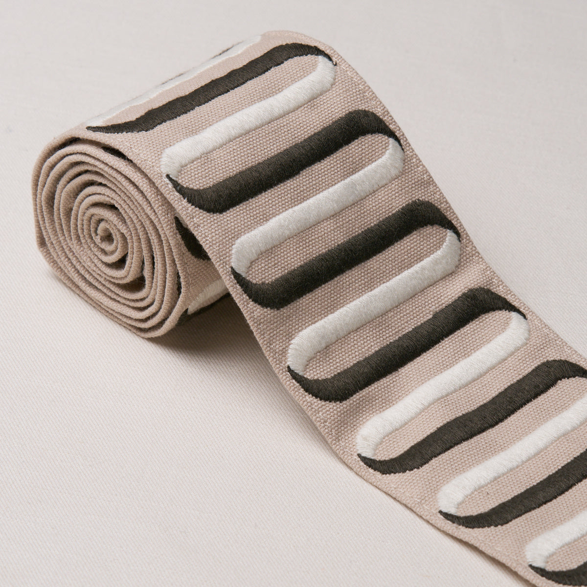 Purchase 86341 | Ribbon Tape, Cream - Schumacher Trim