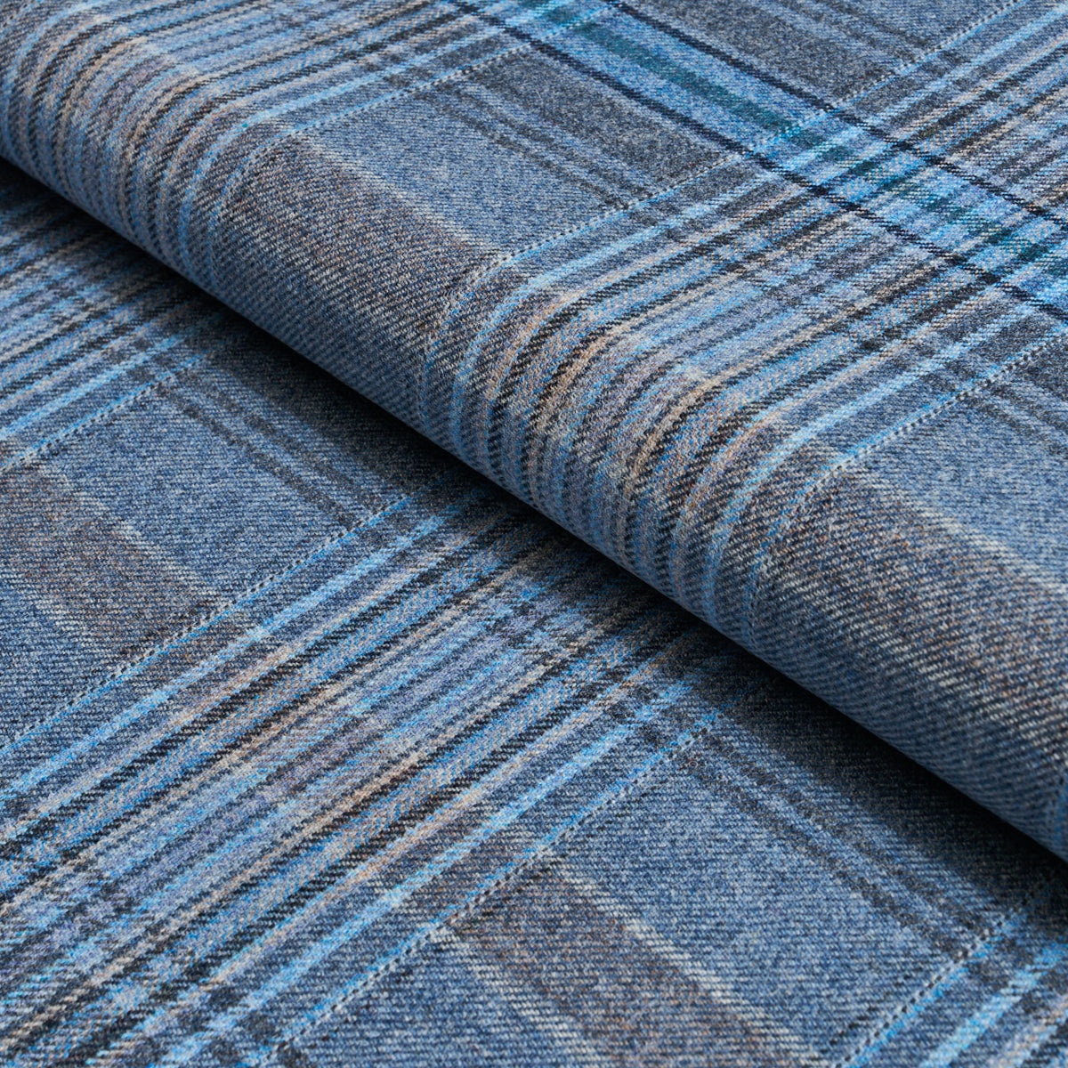 Purchase 86582 | Campbell Plaid, Indigo - Schumacher Fabric