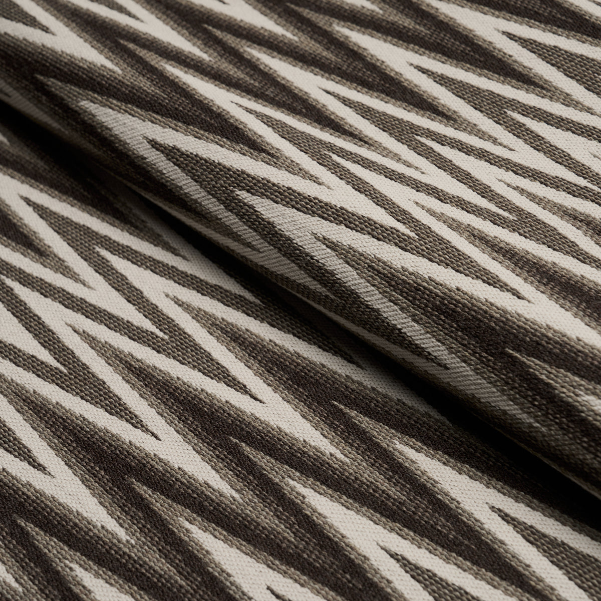 Purchase 87031 | Wedge Weave, Green - Schumacher Fabric