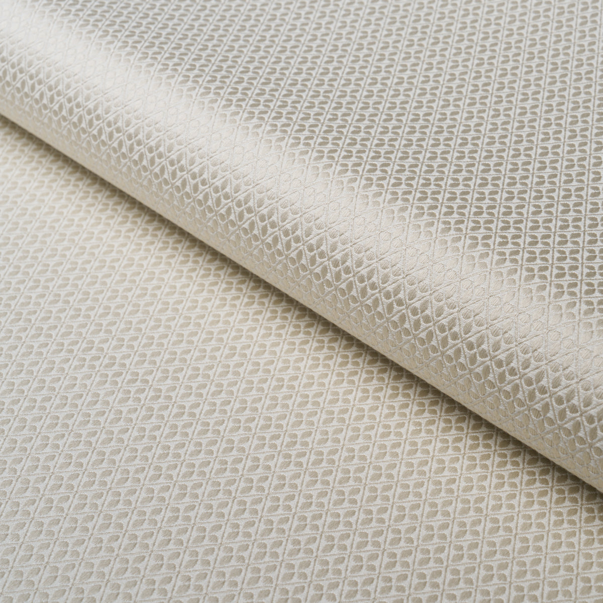 Purchase 87080 | Adams Damask, Ivory - Schumacher Fabric
