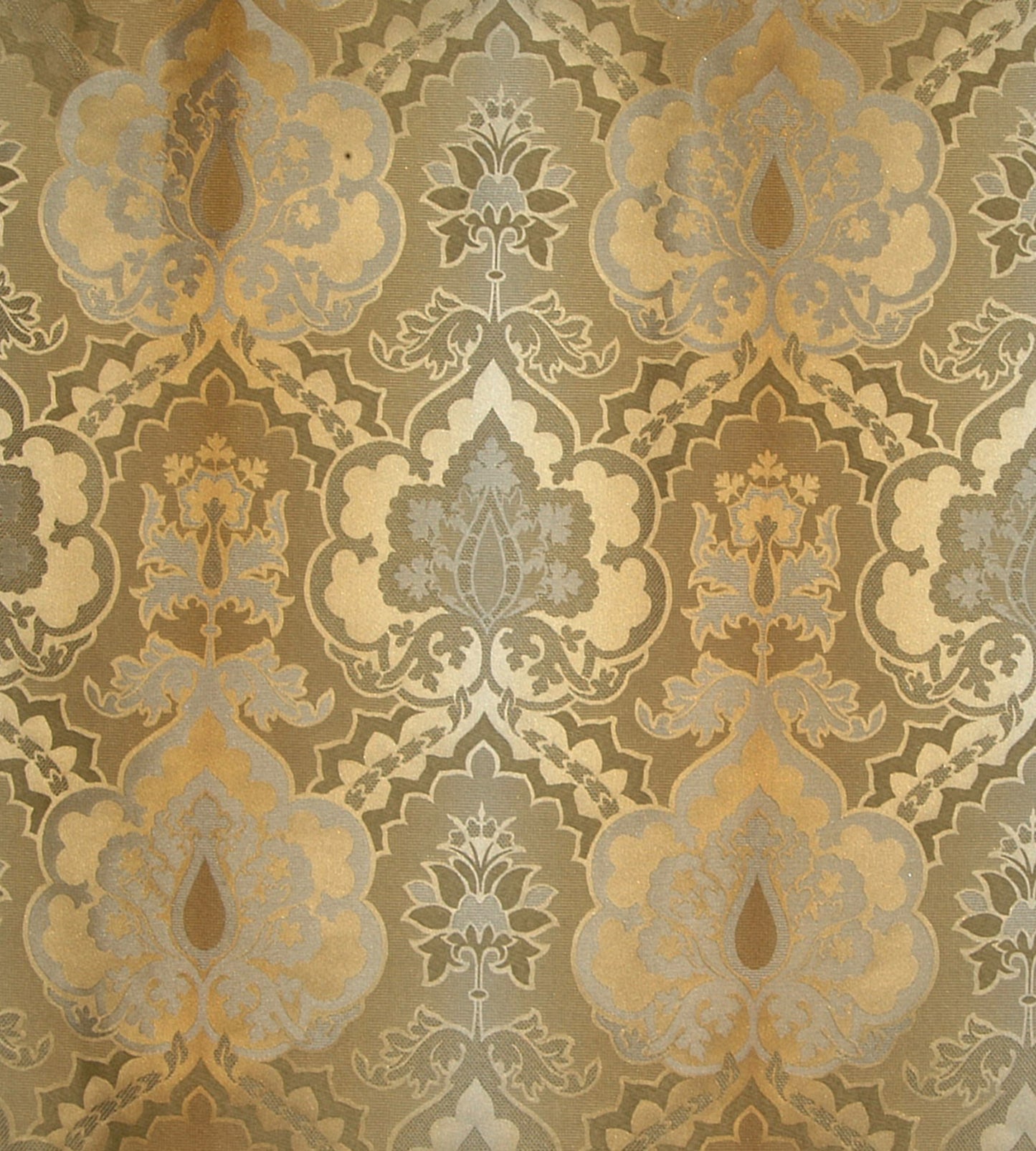 Purchase Old World Weavers Fabric Pattern number AW 00093158, Villa Farnese Blue Topaz 1