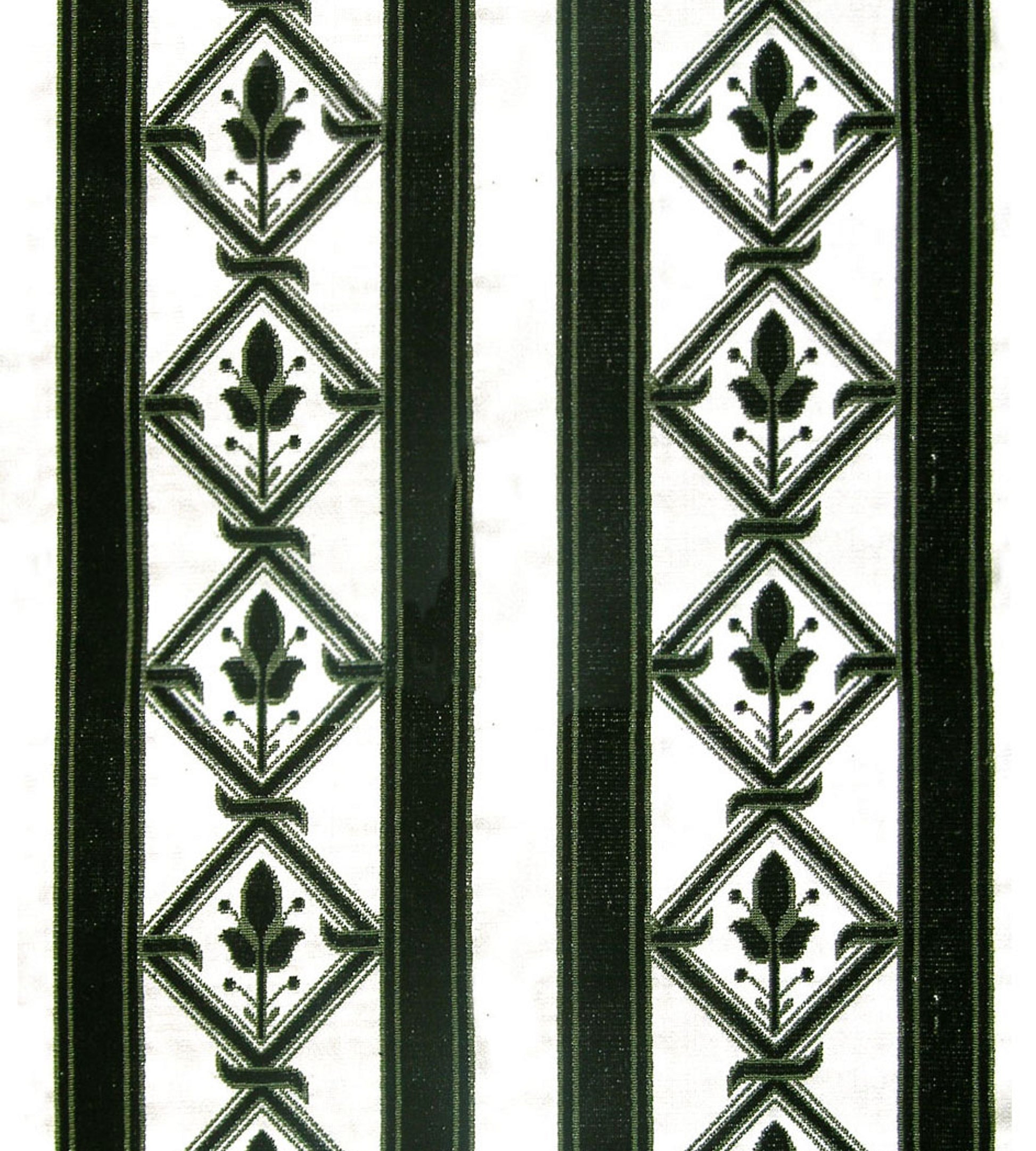 Purchase Old World Weavers Fabric Pattern number C2 00011992, Riga Bambert Forest 1