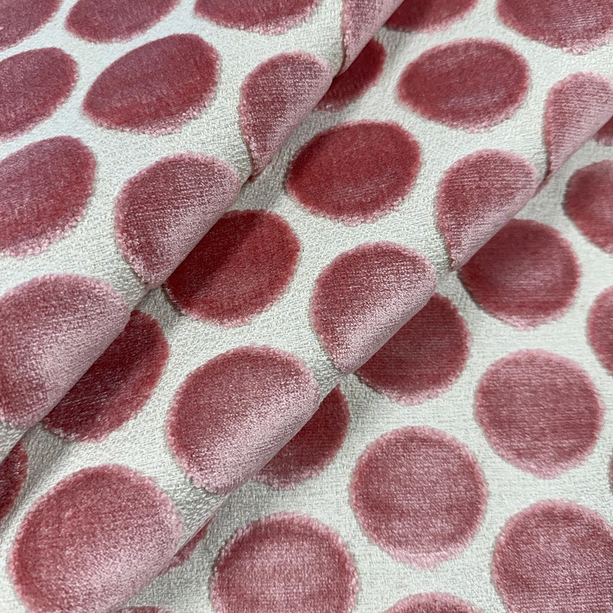 Purchase Mag Fabric Item# 11875 pattern name Disky Blossom