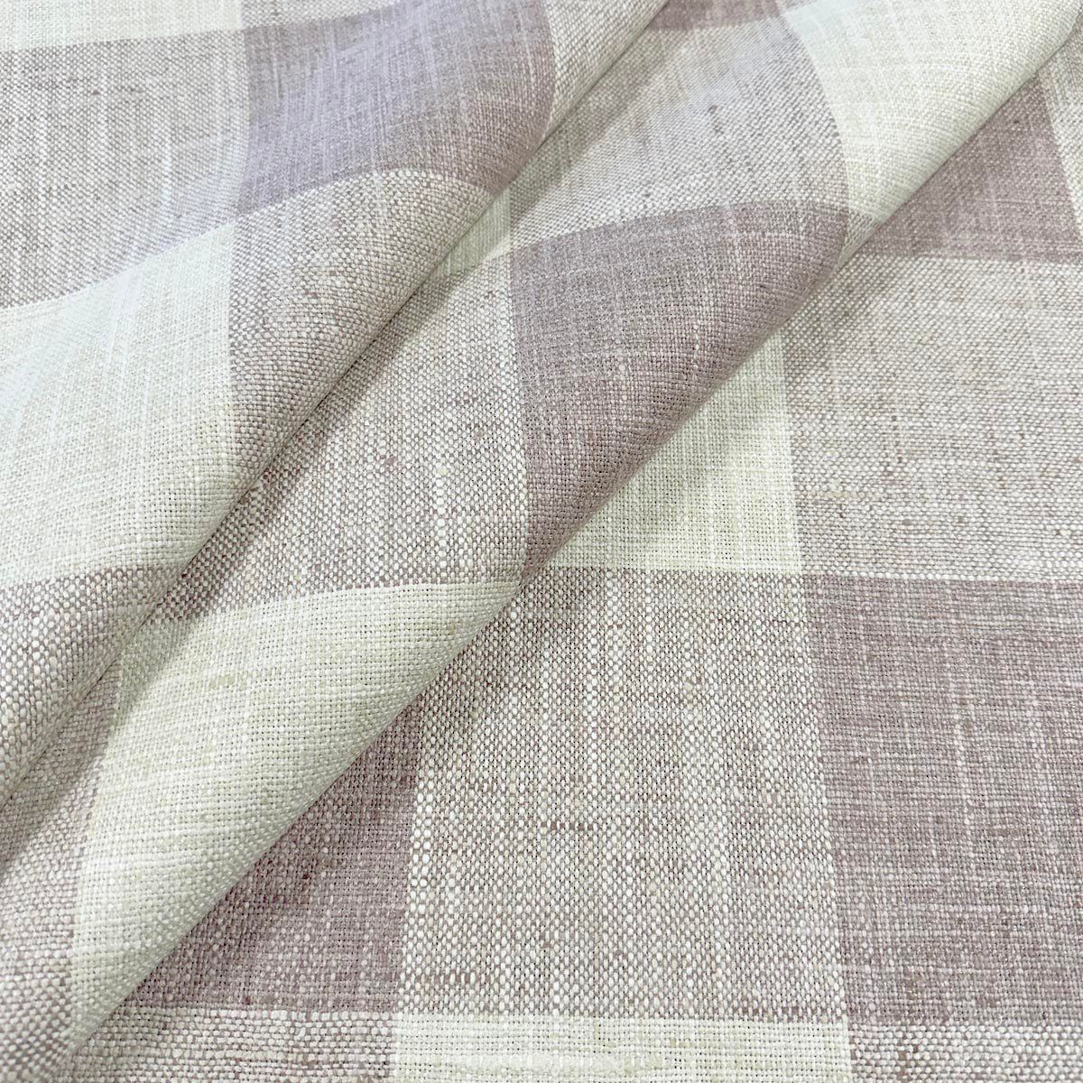 Purchase Mag Fabric Product 12106 pattern name Ian Heather