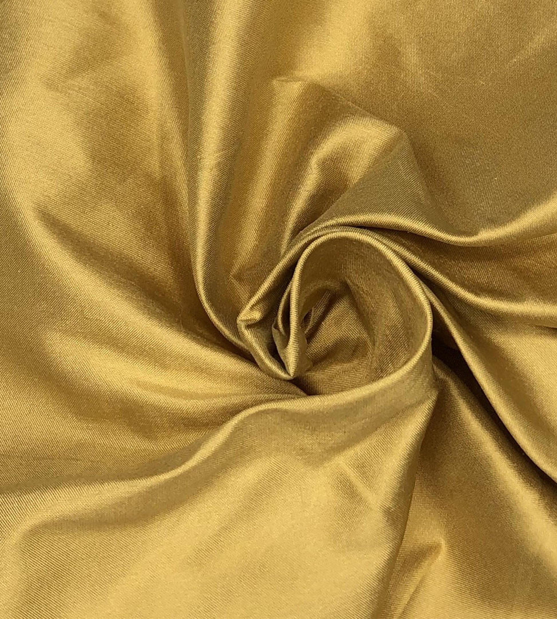 Purchase Old World Weavers Fabric Pattern number LB 0144214C, Dupioni Solids Satara 2