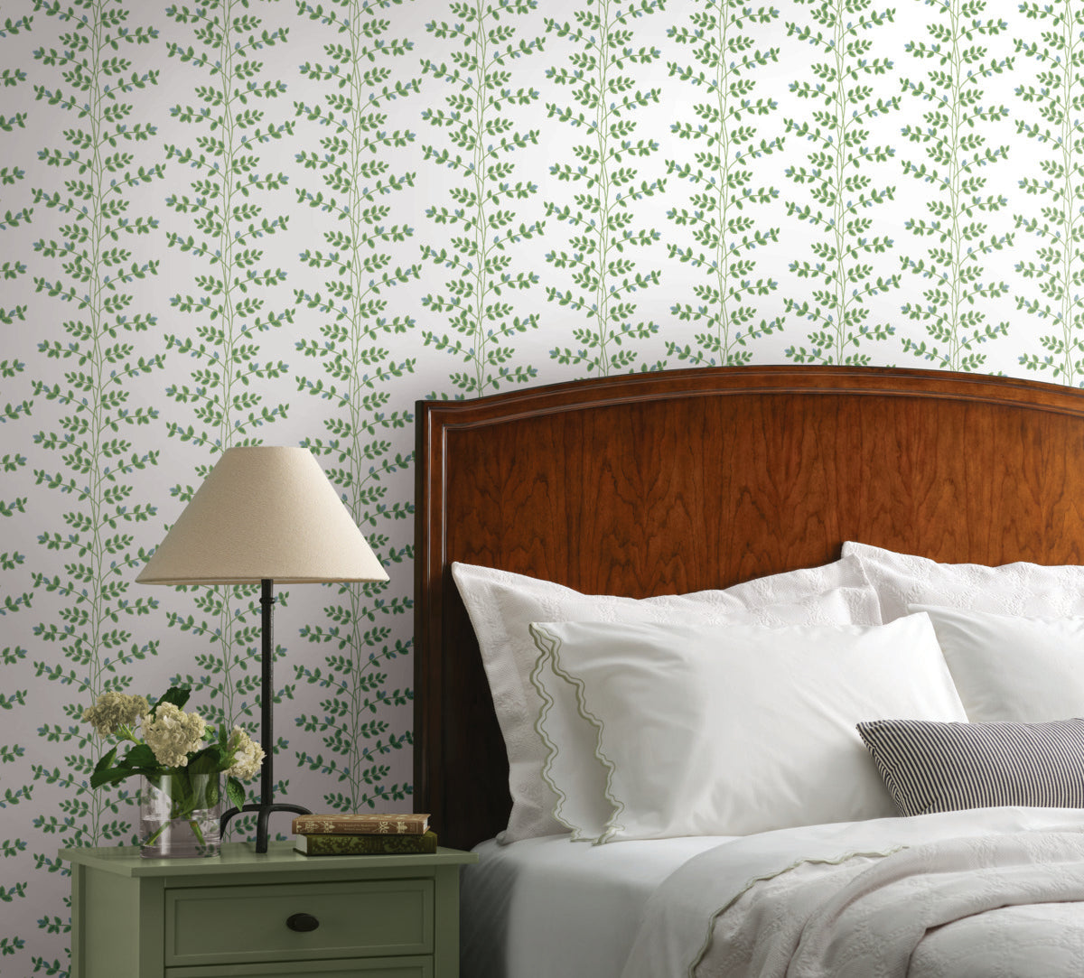 Purchase Rf7425 | Rifle Paper Co. 3Rd Edition, Climbing Vine - York Wallpaper