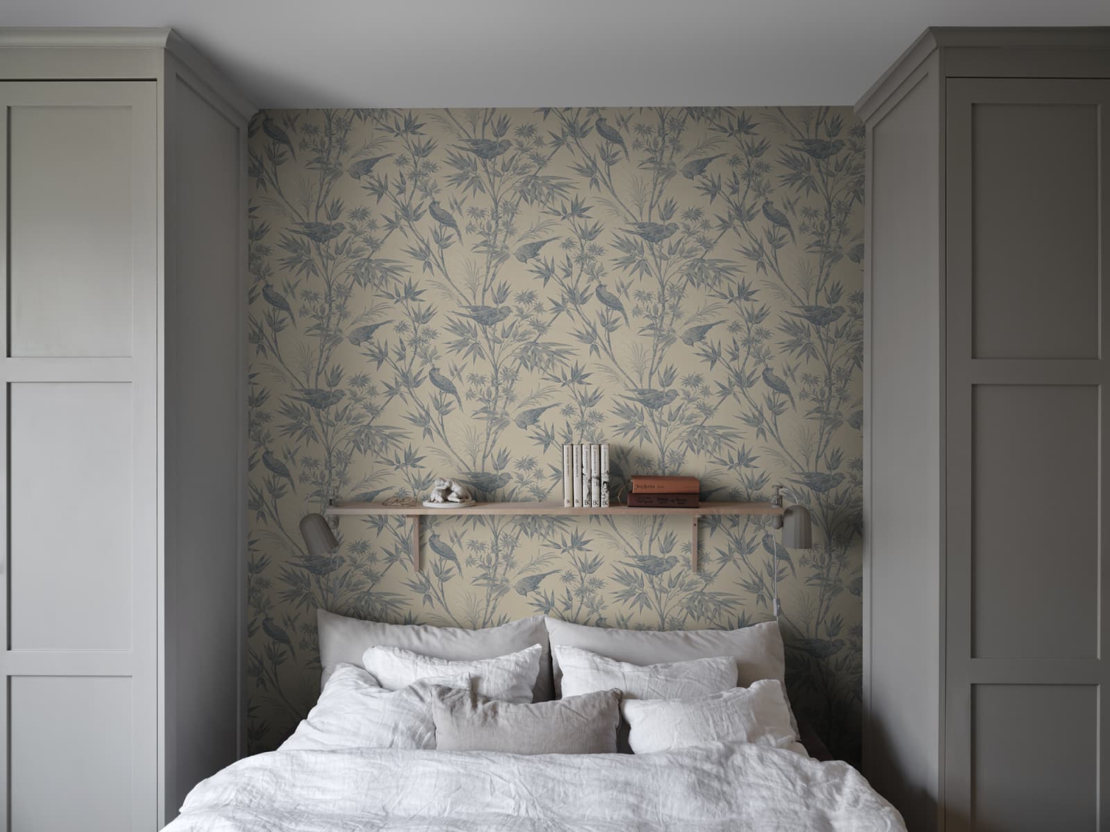 Sandberg Wallpaper pattern name & color Celeste, Indigo Blue from the collection Familjen. 