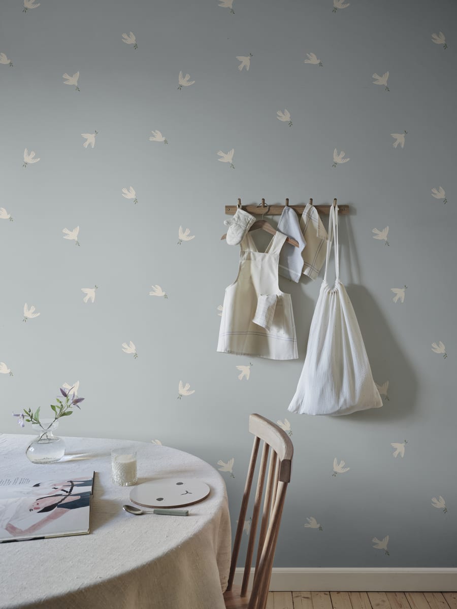 Sandberg Wallpaper pattern name & color Frida, Light Blue from the collection Familjen. 