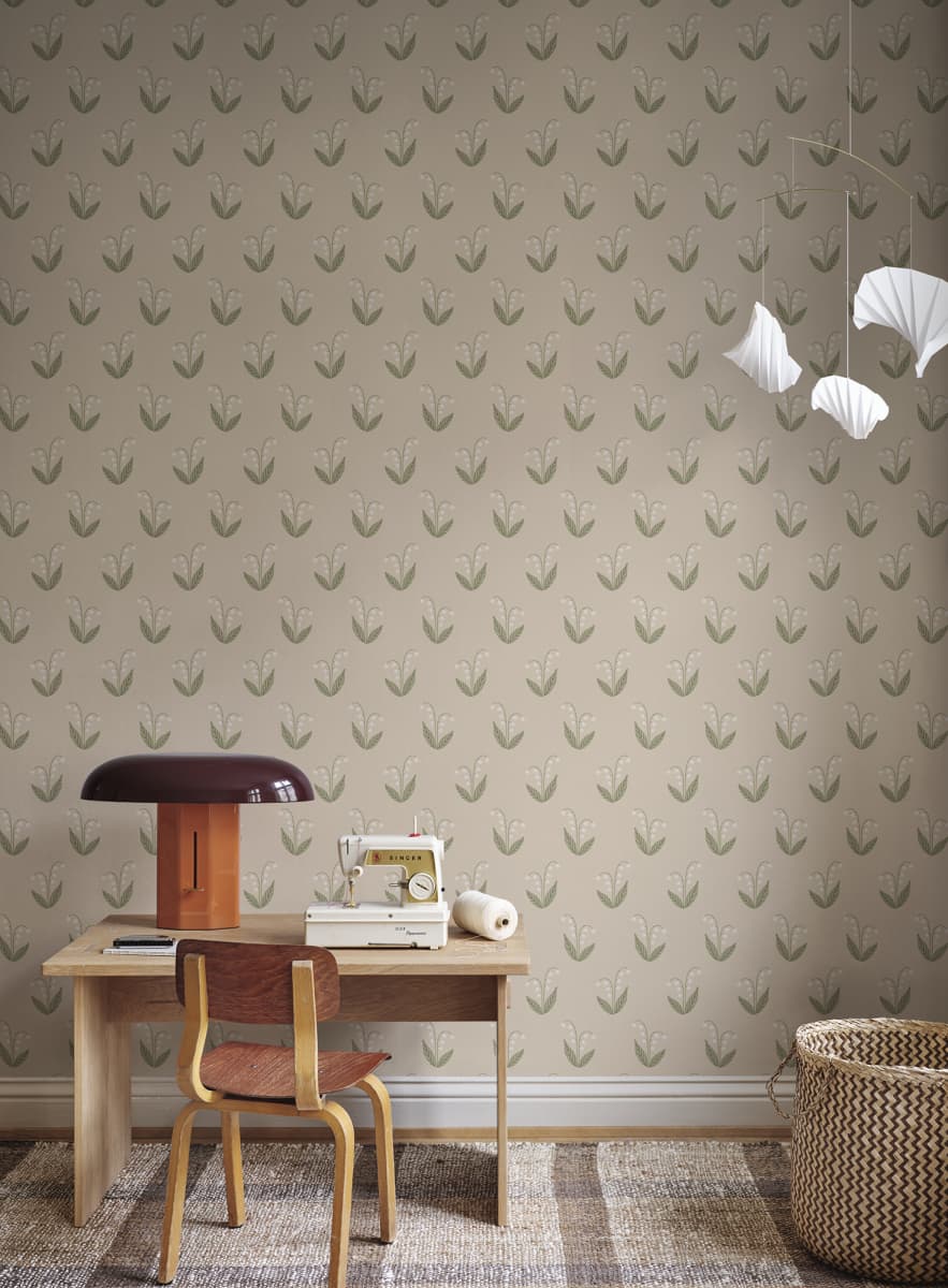 Sandberg Wallpaper Product# S10635 pattern name & color Lilly, Blush from the collection Familjen. 