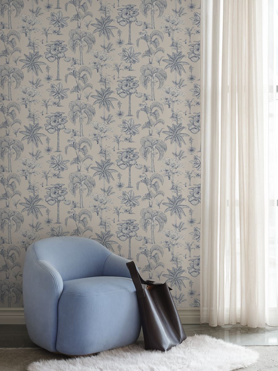 Sandberg Wallpaper Pattern S10649 pattern name & color Adele, Blue from the collection Familjen. 