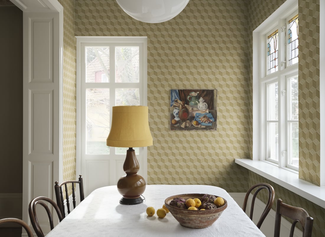 Sandberg Mural Product S10691 pattern name & color Chiara, Honey from the collection Villa Como. 