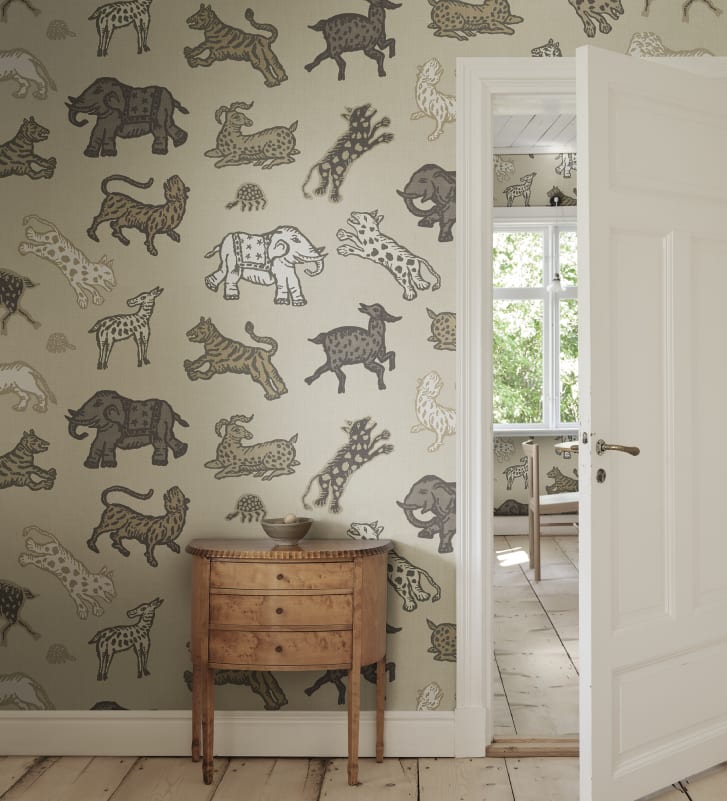 Sandberg Mural Item S10724 pattern name & color Leonard, Beige from the collection Sandberg Heritage. 
