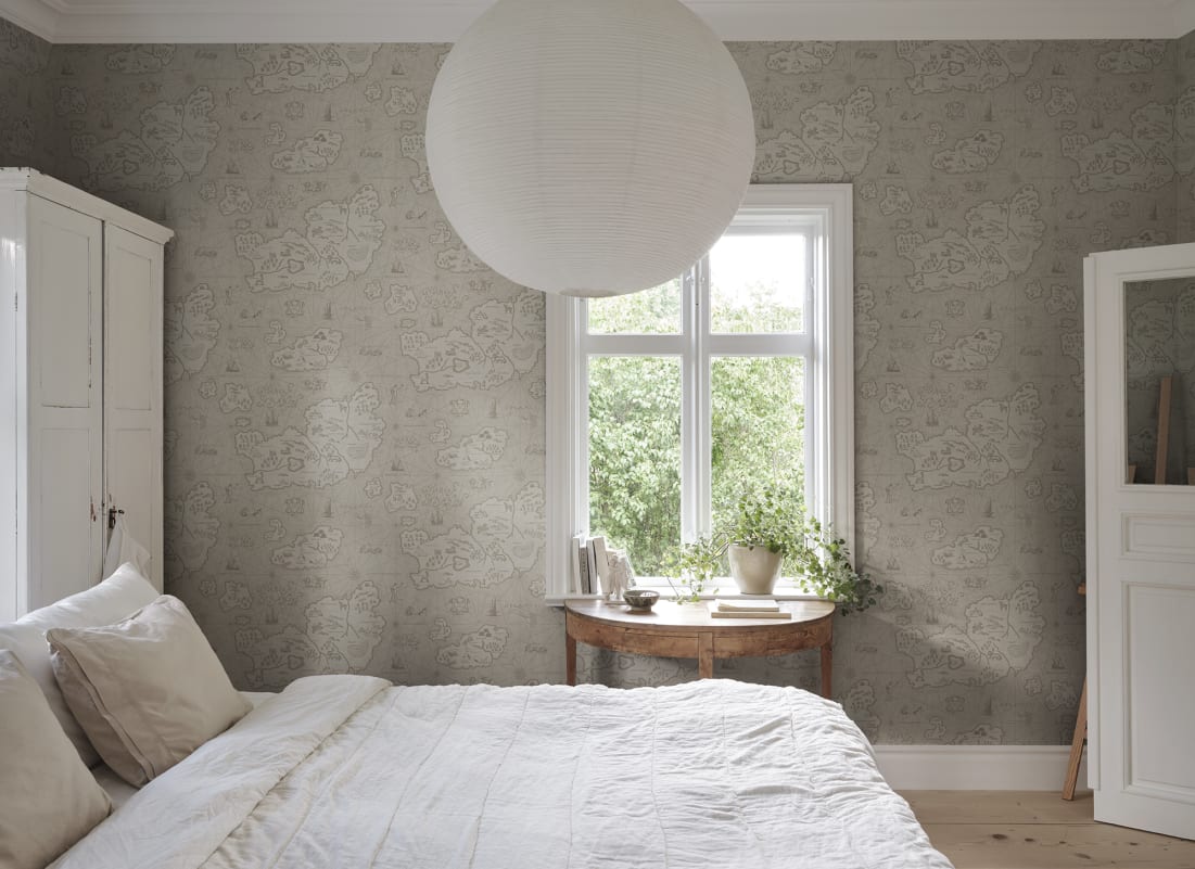 Sandberg Mural pattern name & color Ferdinand, Beige from the collection Sandberg Heritage. 
