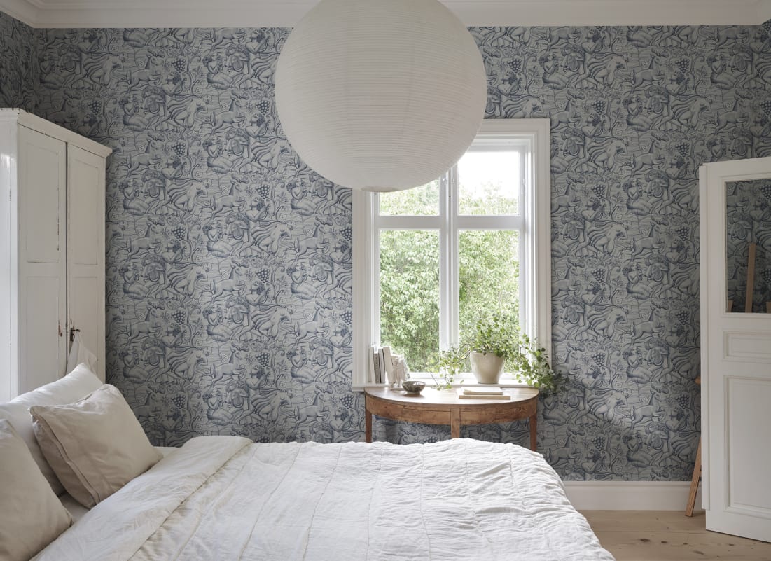 Sandberg Mural pattern name & color Baccus, Light Blue from the collection Sandberg Heritage. 