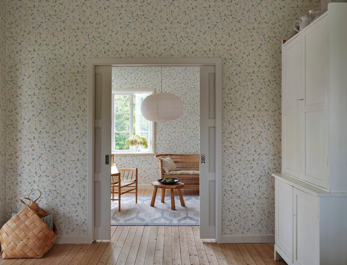 Sandberg Wallpaper pattern name & color Lucy, Sky Blue from the collection Kolonin II. 