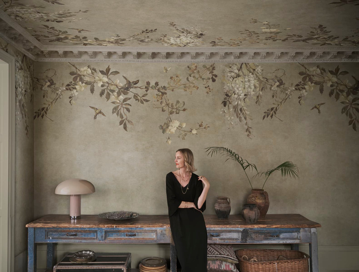 Sandberg Mural pattern name & color Luca Square, Beige from the collection Villa Como. 