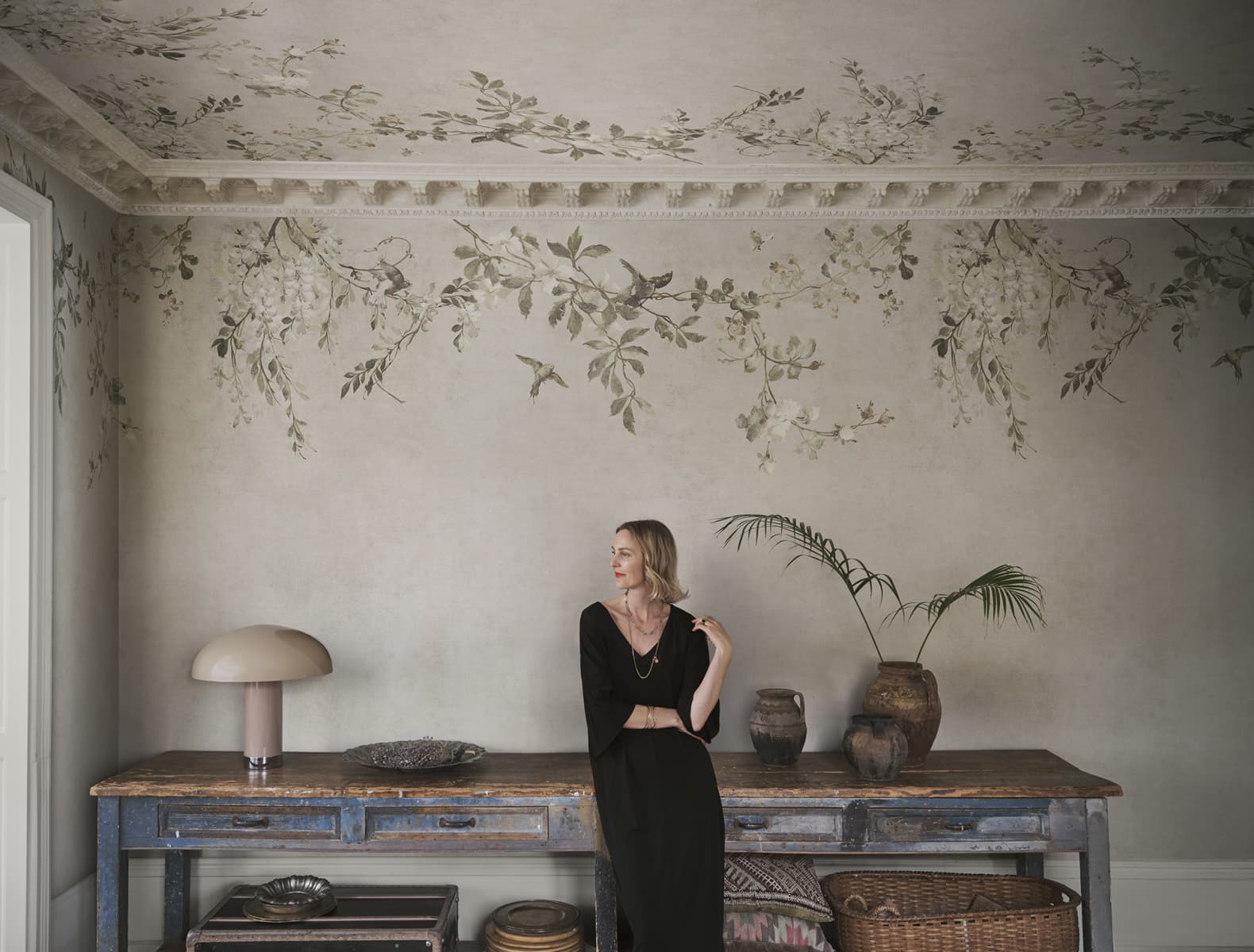 Sandberg Mural pattern name & color Luca Rectangle, Sand from the collection Villa Como. 