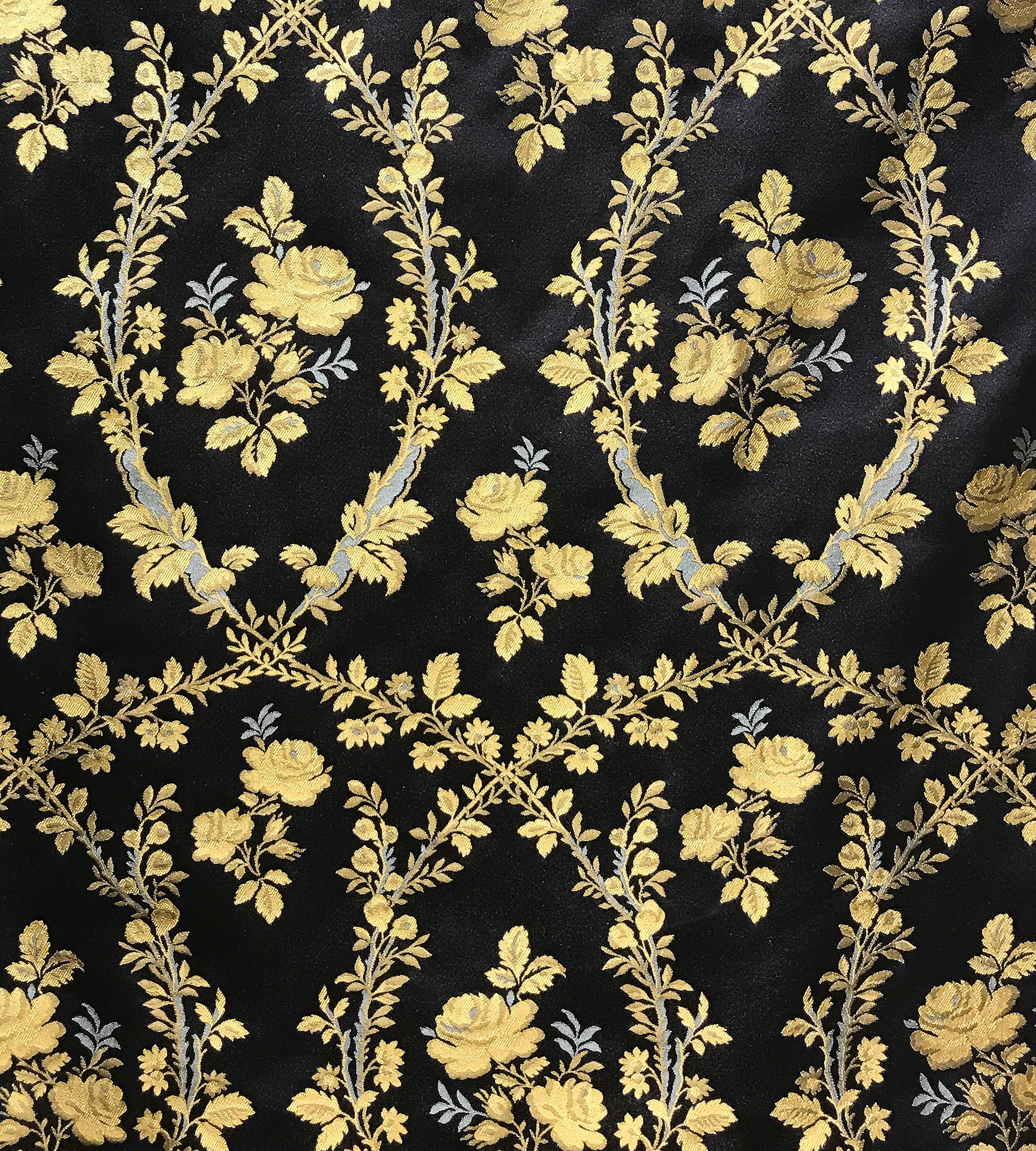 Purchase Old World Weavers Fabric Pattern# SB 00017801, Lampas Torcello Gold On Black 1